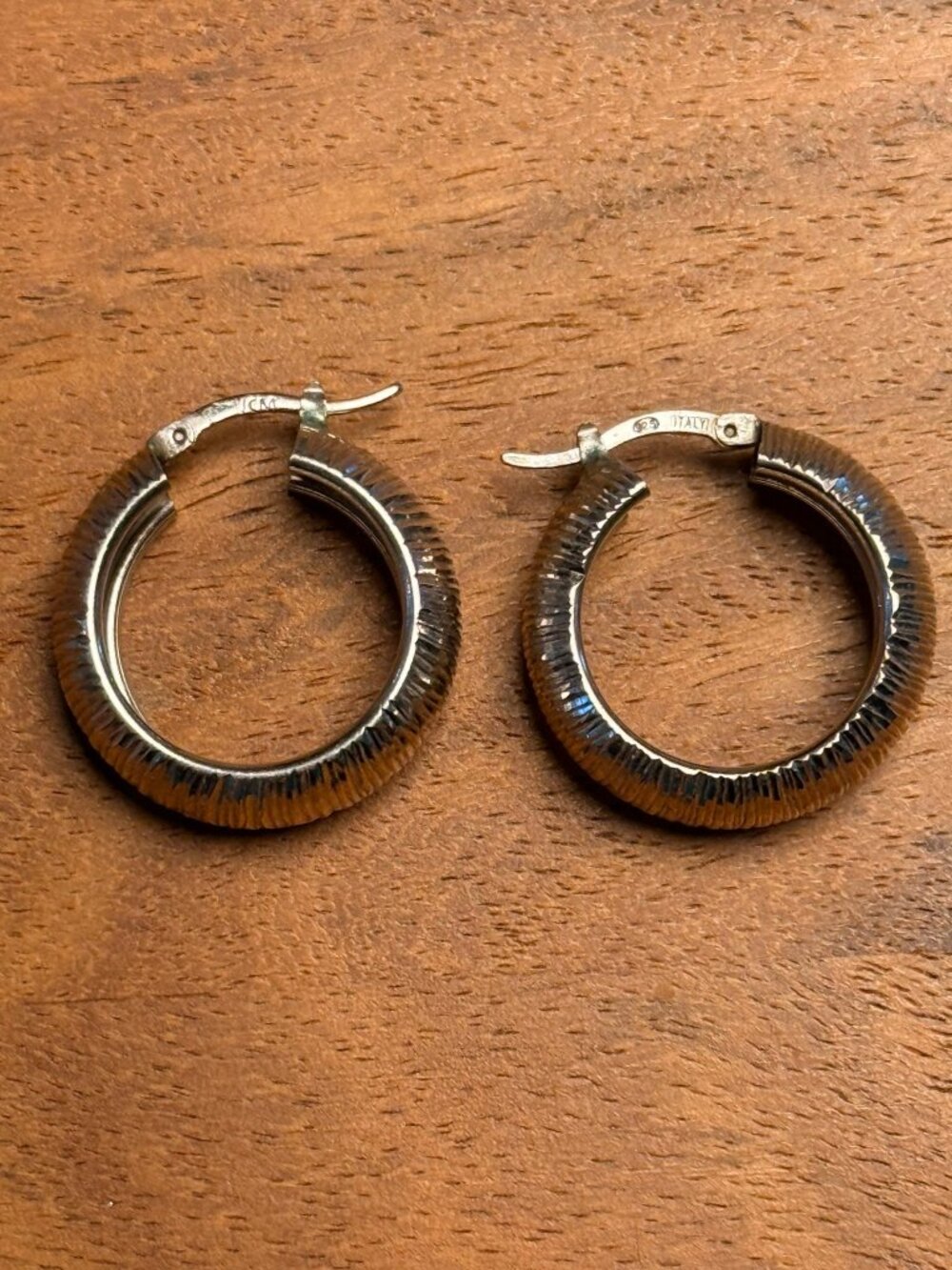 JCM Italy 925 Sterling Silver Textured Hoop Earrings